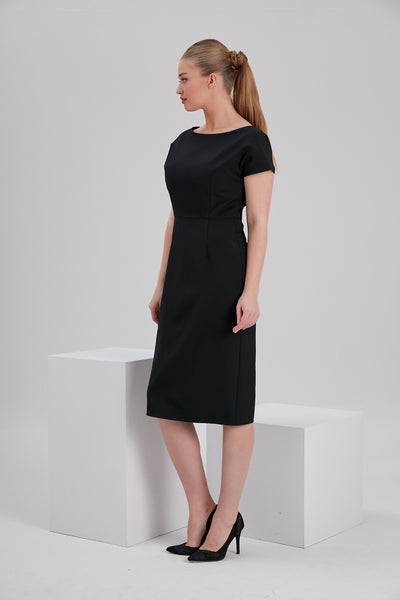 side look noacode sustainable recycled polyester midi pencil dress for office occasion tall size inclusive ethical fashion Europe Netherlands Germany Denmark Belgium Luxemburg Sweden UK