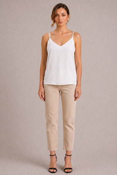LIN SLEEVELESS WHITE TOP