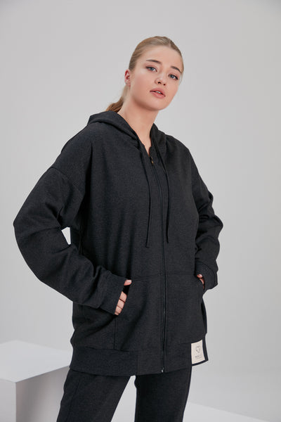 Noacode sustainable zip-up hoodie perfect for vegan plus tall and maternity fashion Netherlands Austria