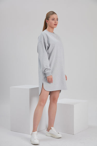 side look Noacode ecofriendly recyled cotton fleece grey dress for tall plus size women ethical fashion Europe Netherlands Germany Austria Denmark Norway UK USA Sweden