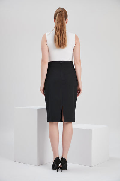 noacode ethical recyled fabric black pencil skirt with white top sustainable plus tall size fashion Europe Netherlands Belgium Denmark Germany Sweden