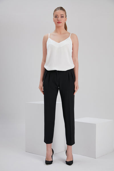 noacode sustainable black recycled pants with white Tencel top ethical tall plus size office fashion Netherlands EU Belgium Denmark Germany UK
