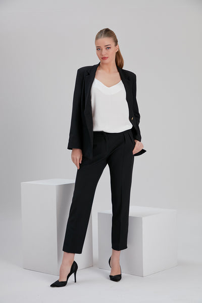 noacode sustainable tencel white sleeveless top with black blazer for size inclusive plus and tall office wear fashion